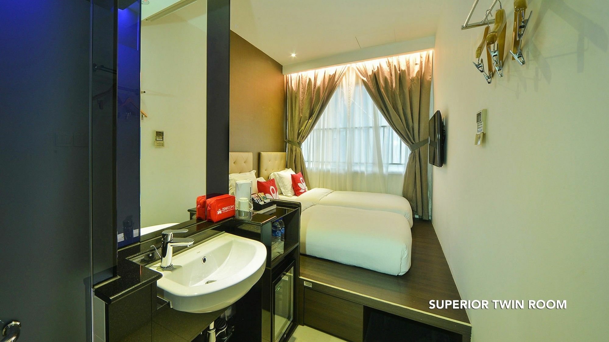 Zen Rooms Jalan Besar Singapore Exterior photo
